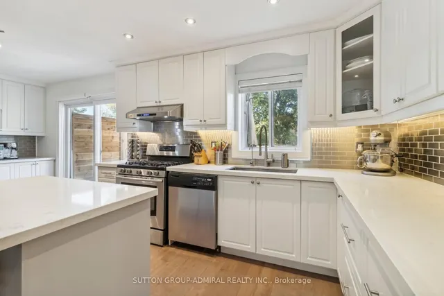 Additional image 11 of 106 Humber Blvd