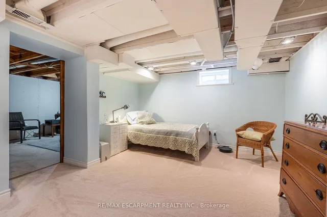 Additional image 24 of 136 Glenariff Dr