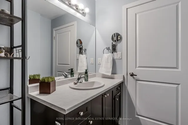 Additional image 27 of 85 Robinson St Unit 103