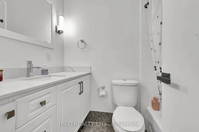 Additional image 23 of 1624 Bloor St Unit 92