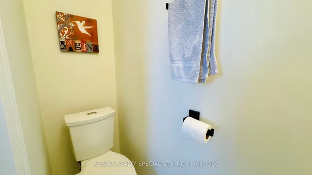 Additional image 14 of 2 Cortez Crt