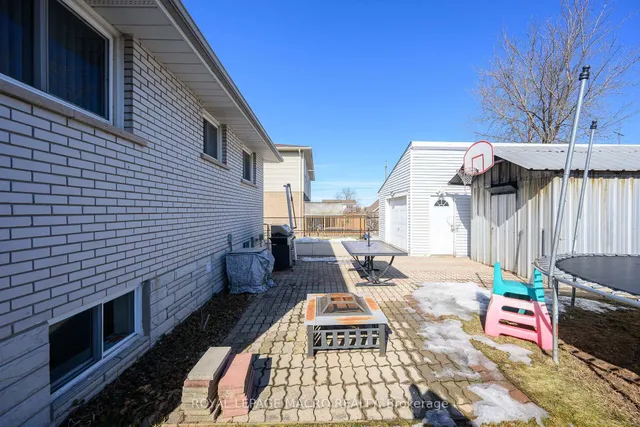 Additional image 35 of 42 Warwick Rd