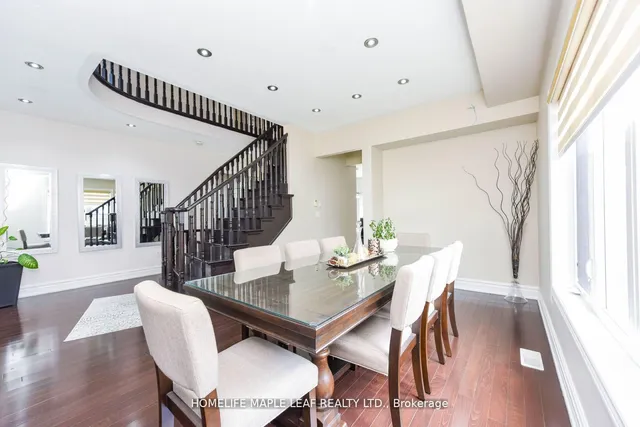 Additional image 8 of 84 Latania Blvd