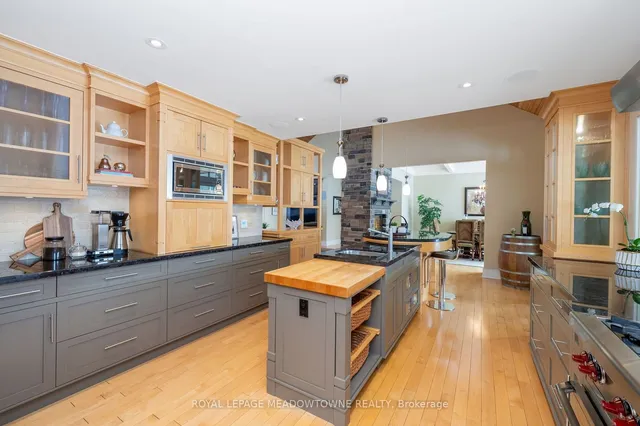 Additional image 14 of 13738 Sixth Line