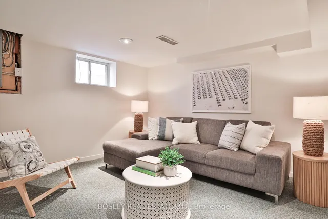 Additional image 37 of 18 Beach View Cres