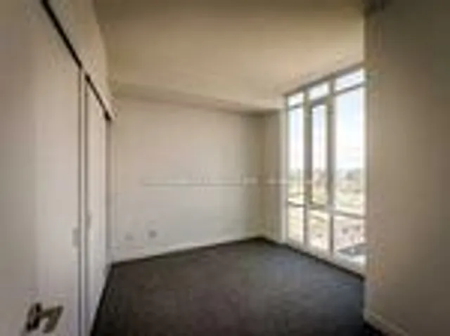 Additional image 3 of 170 Fort York Blvd Unit 2503