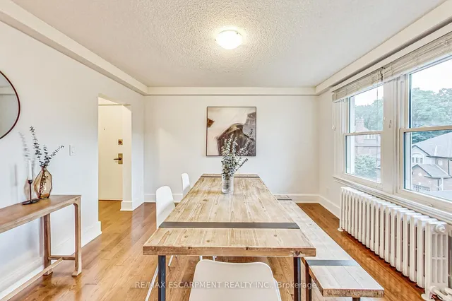 Additional image 9 of 21 Mountwood Ave Unit 7