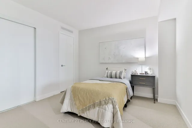 Additional image 18 of 10 Capreol Crt Unit 607