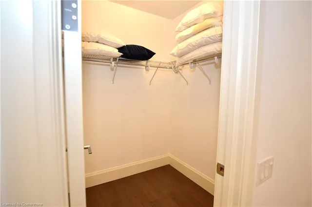 Additional image 21 of 112 King St Unit PH6