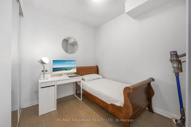 Additional image 19 of 60 Annie Craig Dr Unit 303