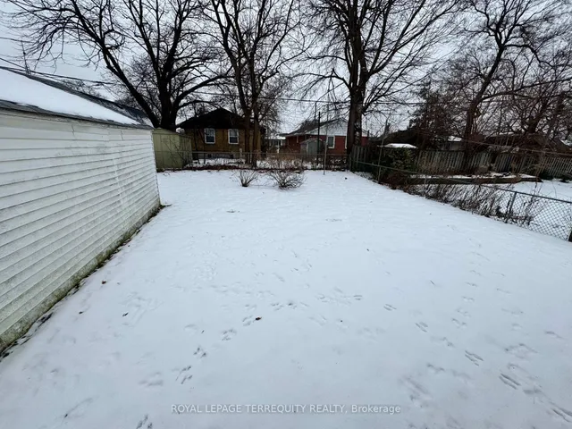 Additional image 9 of 10 Restever Gate