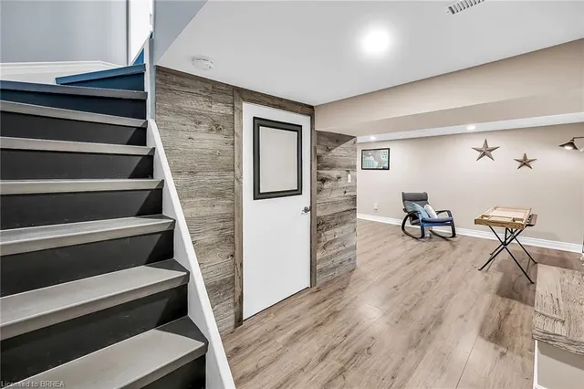 Additional image 36 of 16 Hillsdale Crt