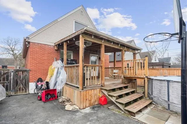 Additional image 37 of 6 Sylvia Ave