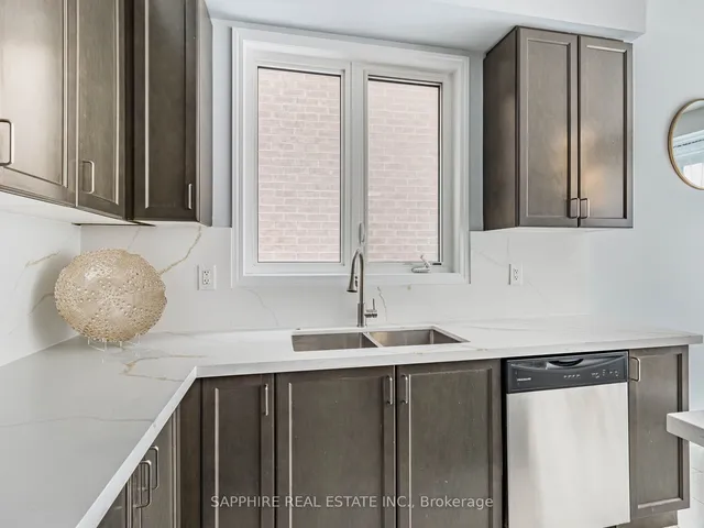 Additional image 14 of 325 Trudeau Dr