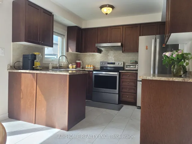 Additional image 8 of 42 PIANE Ave