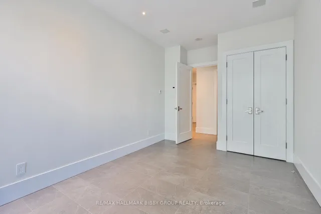 Additional image 26 of 438 King St Unit 2101