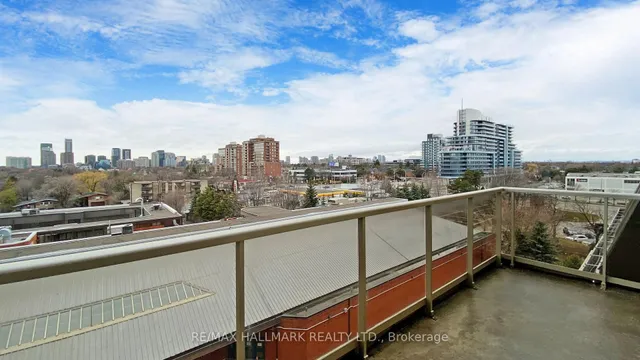 Additional image 19 of 18 Kenaston Gdns Unit 704