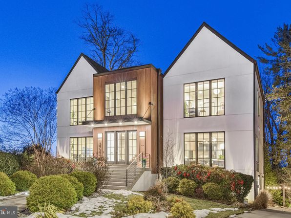 3722 N Wakefield St, Arlington, VA 22207