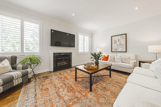 Additional image 4 of 4670 Webb St