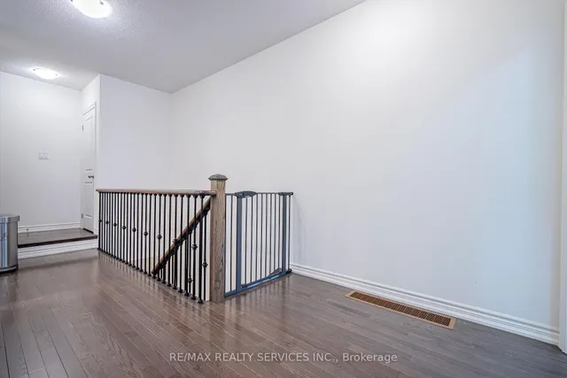 Additional image 7 of 19 Arrowview Dr