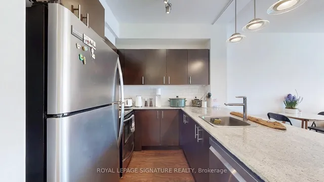 Additional image 13 of 25 Cole St Unit 1906