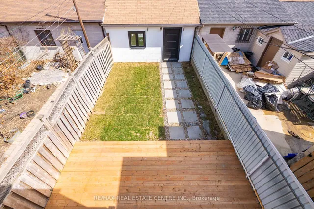 Additional image 39 of 589 St Clarens Ave