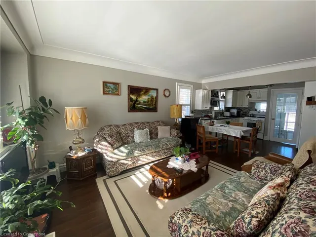 Additional image 4 of 33 Brucedale Ave