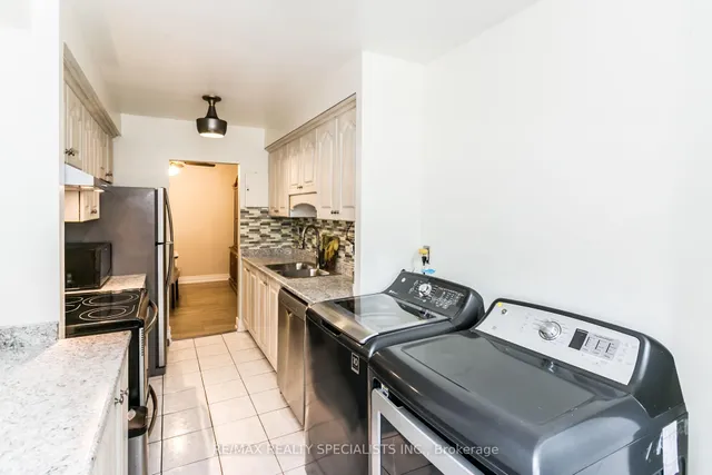 Additional image 18 of 1615 Bloor St Unit 206