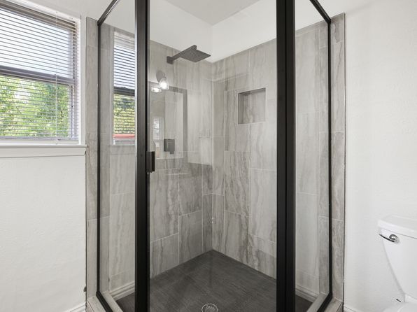 Additional image 27 of 2435 Burlington Blvd, Dallas, TX 75211