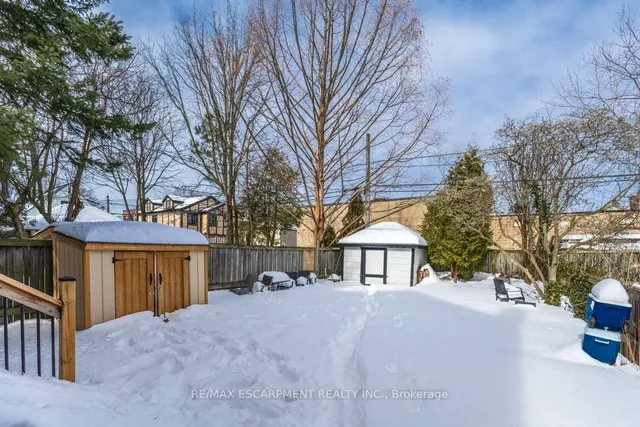 Additional image 22 of 84 South Oval