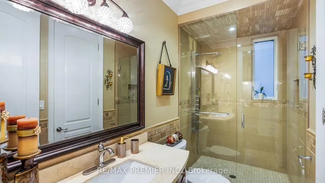 Additional image 19 of 1166 Glengrove Ave