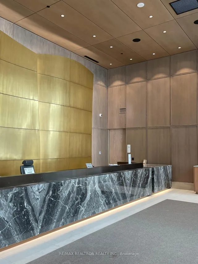 Additional image 20 of 20 Inn On The Park Dr Unit 2539