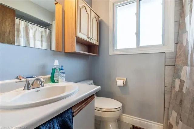 Additional image 32 of 2137 Cleaver Ave