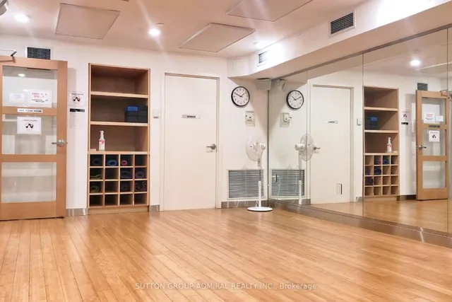 Additional image 43 of 21 Iceboat Terr Unit 1703