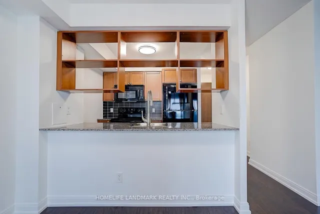 Additional image 14 of 181 Village Green Sq Unit 1511