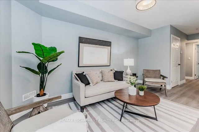 Additional image 9 of 1180 Countrystone Dr Unit 8B