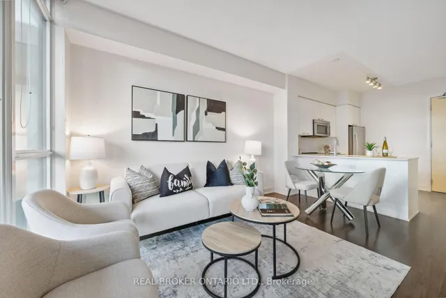 Additional image 10 of 30 Roehampton Ave Unit 406