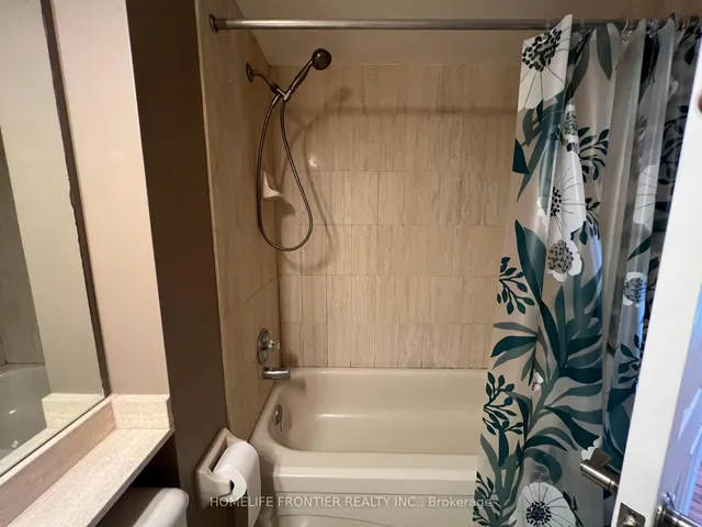 Additional image 17 of 7 Concorde Pl Unit 2603