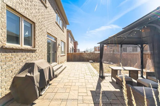 Additional image 36 of 35 Lampman Cres