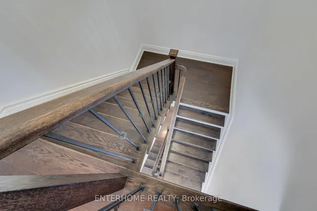 Additional image 24 of 58 Firwood Cres