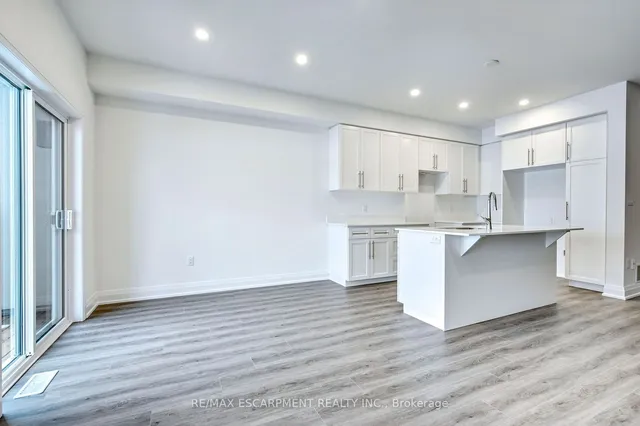 Additional image 24 of 14 Clear Valley Lane