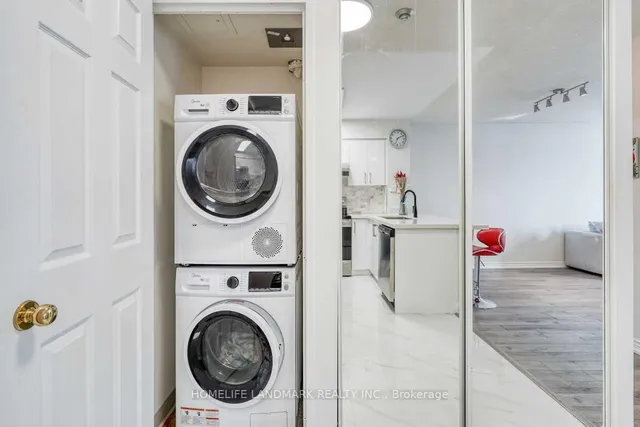 Additional image 22 of 260 Doris Ave Unit 1503