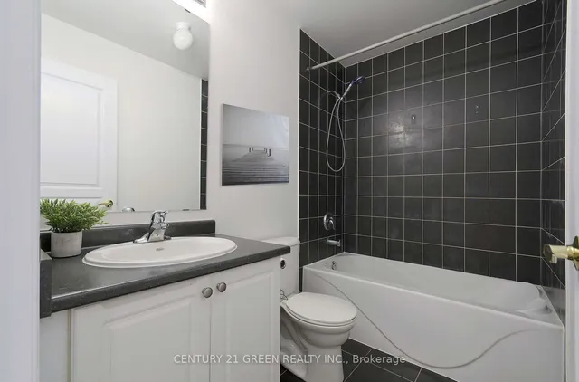 Additional image 15 of 4515 Centretown Way