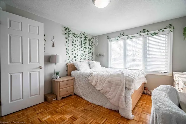 Additional image 29 of 9 Beachgrove Cres