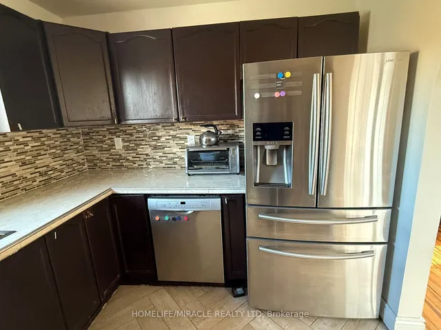 Additional image 7 of 34 McMurchy Ave