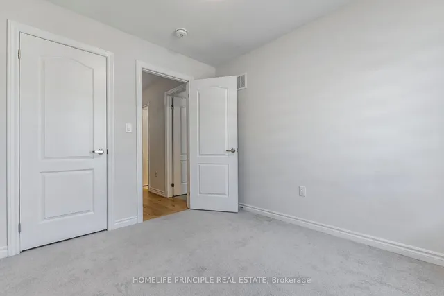 Additional image 30 of 21 Arcola St