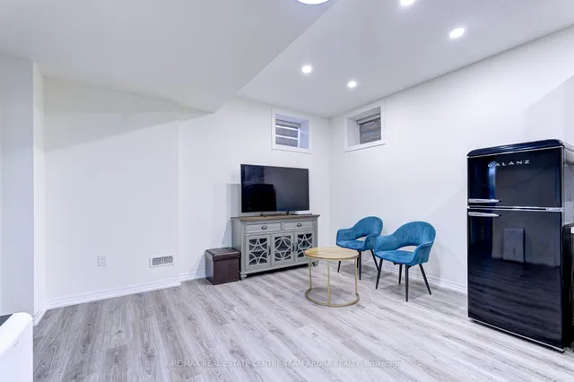 Additional image 33 of 194 Zachary Cres