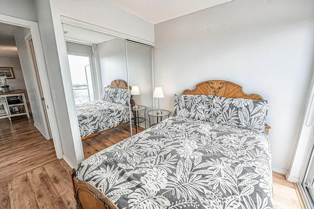 Additional image 28 of 38 Joe Shuster Way Unit 1707