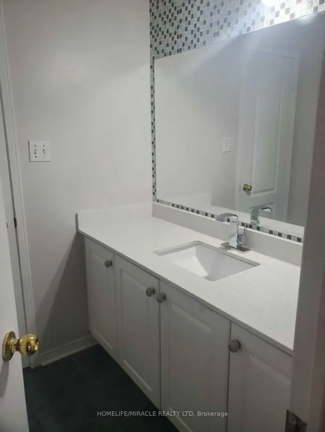 Additional image 12 of 34 Dunure Cres