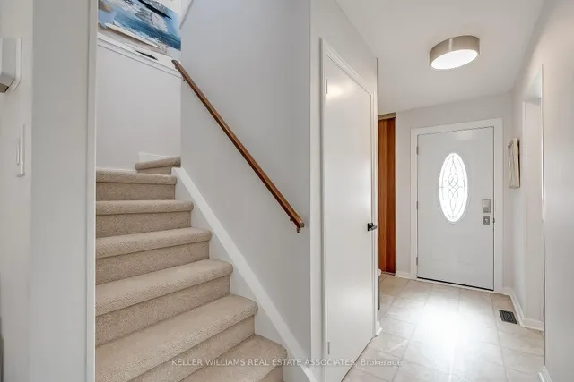 Additional image 3 of 7228 Ridgeland Cres